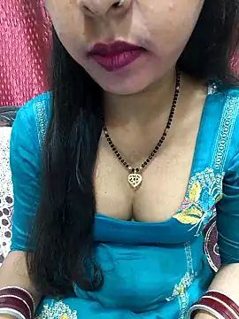 Snapshot of Sharmila-Singh chatting on 12-21-25, 07:26 Sharmila-Singh online show from 12-21-25, 07:26