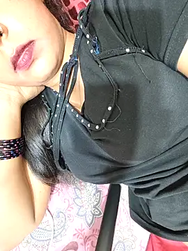 Snapshot of Sharmila-Singh chatting on 02-27-26, 07:24 Sharmila-Singh online show from 02-27-26, 07:24