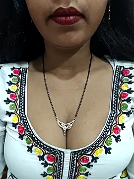 Snapshot of Sharmila-Singh chatting on 07-25-26, 07:27 Sharmila-Singh online show from 07-25-26, 07:27