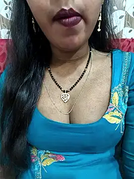 Snapshot of Sharmila-Singh chatting on 02-18-26, 06:11 Sharmila-Singh online show from 02-18-26, 06:11