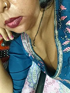 Snapshot of Sharmila-Singh chatting on 07-08-26, 08:31 Sharmila-Singh online show from 07-08-26, 08:31