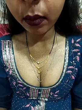 Snapshot of Sharmila-Singh chatting on 05-29-26, 06:47 Sharmila-Singh online show from 05-29-26, 06:47