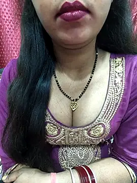 Snapshot of Sharmila-Singh chatting on 12-23-25, 08:02 Sharmila-Singh online show from 12-23-25, 08:02