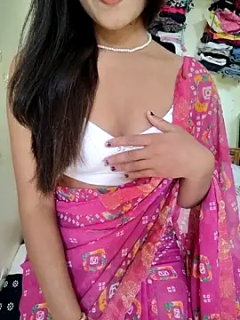 Meenakshi  online show from 11-18-25, 03:43