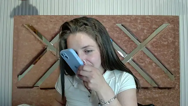 Snapshot of _isaabellaa chatting on 04-18-26, 07:58 isaabellaa online show from 04-18-26, 07:58