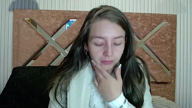 Snapshot of _isaabellaa chatting on 04-25-26, 02:25 isaabellaa online show from 04-25-26, 02:25