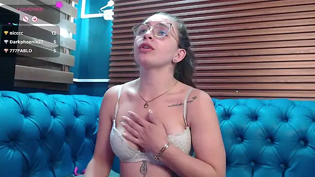  isaabellaa online show from 02-17-25, 02:38