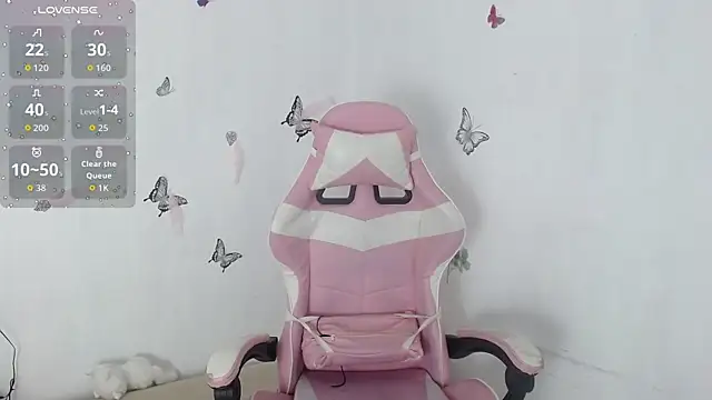 helen kinett online show from 10-30-25, 02:14