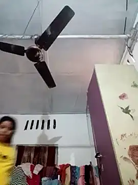 Snapshot of Queen_suman chatting on 01-02-25, 04:52 Queen suman online show from 01-02-25, 04:52