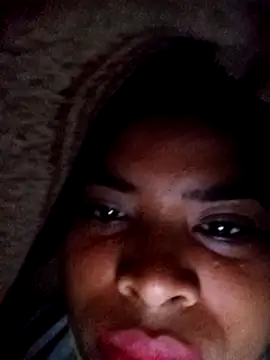 Snapshot of Queen_suman chatting on 03-09-25, 04:00 Queen suman online show from 03-09-25, 04:00