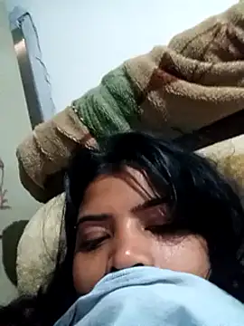 Snapshot of Queen_suman chatting on 02-03-25, 03:31 Queen suman online show from 02-03-25, 03:31