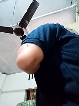 Snapshot of Queen_suman chatting on 01-22-25, 05:26 Queen suman online show from 01-22-25, 05:26