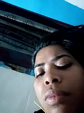 Snapshot of Queen_suman chatting on 02-18-25, 06:59 Queen suman online show from 02-18-25, 06:59