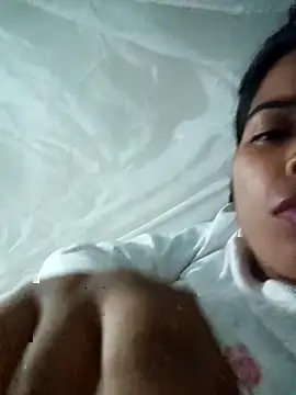 Snapshot of Queen_suman chatting on 11-12-25, 03:38 Queen suman online show from 11-12-25, 03:38