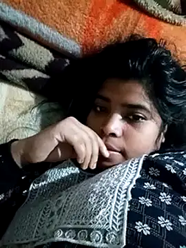 Snapshot of Queen_suman chatting on 01-19-25, 05:48 Queen suman online show from 01-19-25, 05:48