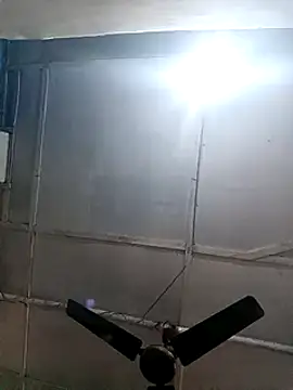 Snapshot of Queen_suman chatting on 01-18-25, 05:10 Queen suman online show from 01-18-25, 05:10