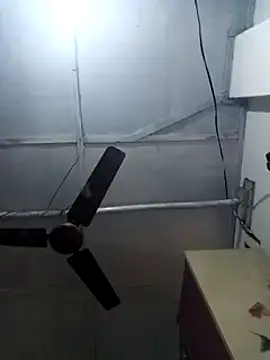 Snapshot of Queen_suman chatting on 01-31-25, 09:05 Queen suman online show from 01-31-25, 09:05