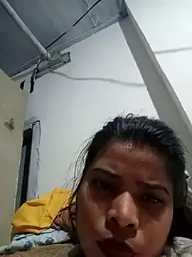 Snapshot of Queen_suman chatting on 01-02-25, 01:30 Queen suman online show from 01-02-25, 01:30