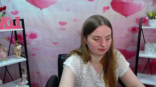 Snapshot of FreyaDak chatting on 05-12-26, 05:08 FreyaDak online show from 05-12-26, 05:08