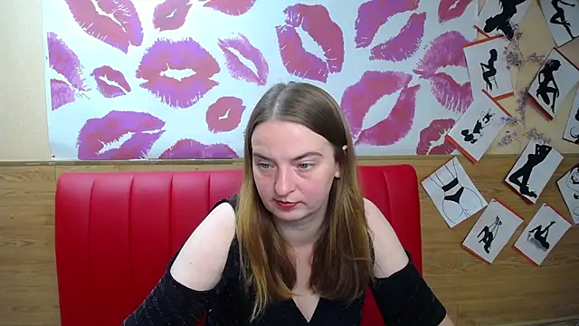 FreyaDak online show from 10-14-25, 05:02