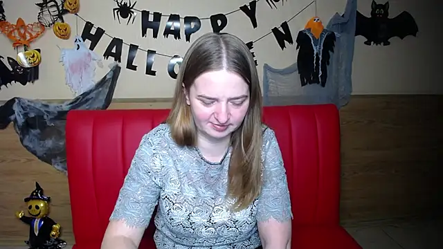 FreyaDak online show from 11-13-25, 06:12