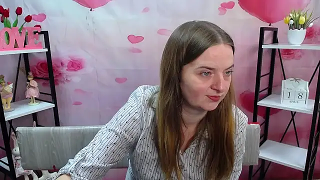 Snapshot of FreyaDak chatting on 04-18-26, 05:04 FreyaDak online show from 04-18-26, 05:04