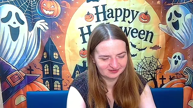 FreyaDak online show from 10-21-25, 05:12