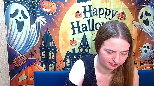 FreyaDak online show from 10-24-25, 05:12