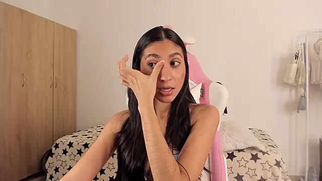 Sweetnaughtygirl  online show from 03-09-25, 06:06