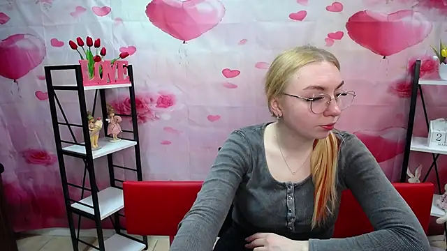 BeatriceFly online show from 03-23-26, 12:49