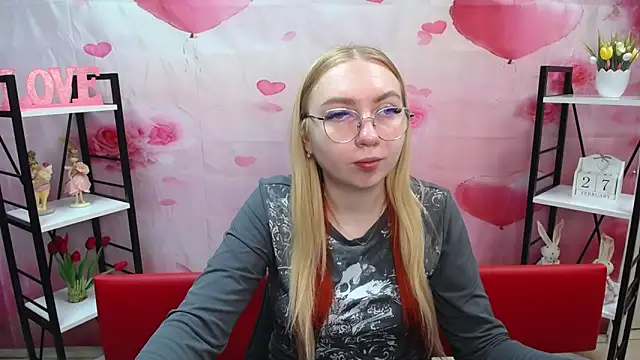 BeatriceFly online show from 02-28-26, 01:11