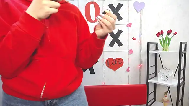 Snapshot of BeatriceFly chatting on 03-22-25, 02:14 BeatriceFly online show from 03-22-25, 02:14