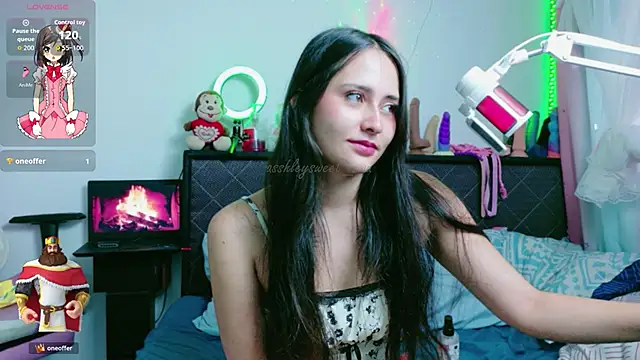 asshleysweet uwu online show from 06-19-26, 04:02
