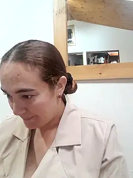 skayhot  online show from 02-10-26, 11:42