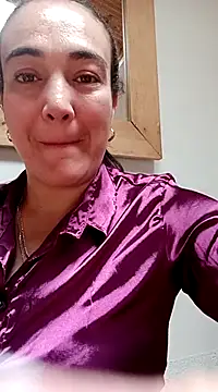Snapshot of skayhot_ chatting on 03-15-25, 03:48 skayhot online show from 03-15-25, 03:48