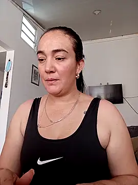 Snapshot of skayhot_ chatting on 03-01-25, 03:16 skayhot online show from 03-01-25, 03:16