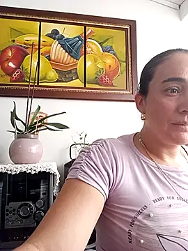 Snapshot of skayhot_ chatting on 03-06-25, 04:38 skayhot online show from 03-06-25, 04:38