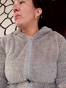 Snapshot of skayhot_ chatting on 02-16-25, 11:49 skayhot online show from 02-16-25, 11:49