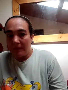 skayhot  online show from 10-24-25, 01:43