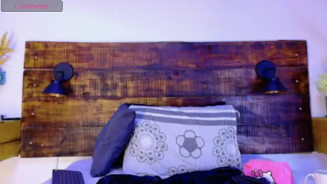 Celeste sanz online show from 04-05-26, 10:11