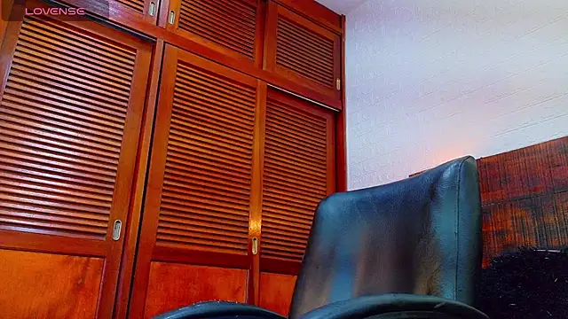 Snapshot of Celeste_sanz chatting on 09-09-25, 05:33 Celeste sanz online show from 09-09-25, 05:33