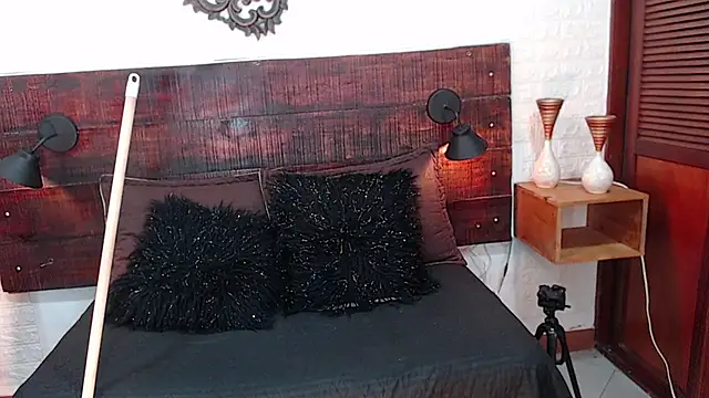 Snapshot of Celeste_sanz chatting on 03-04-25, 11:54 Celeste sanz online show from 03-04-25, 11:54