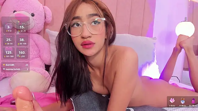 Snapshot of emily_daarell chatting on 03-09-25, 12:31 emily daarell online show from 03-09-25, 12:31