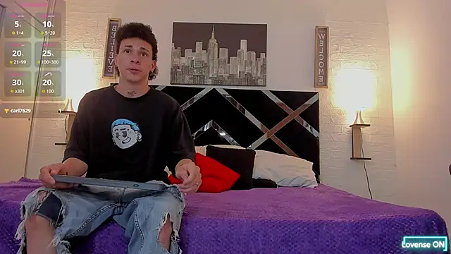 toyboys1 online show from 09-18-25, 03:20