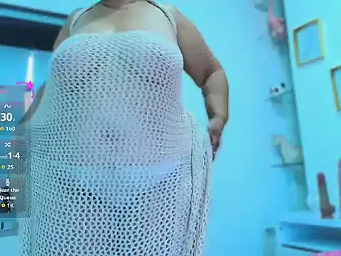 Snapshot of girl_amada chatting on 05-01-26, 01:38 girl amada online show from 05-01-26, 01:38