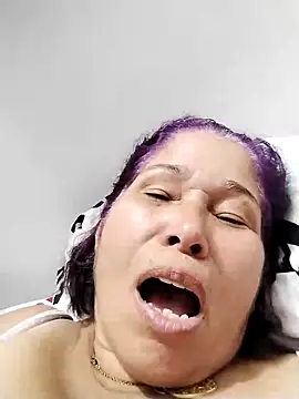 girl amada online show from 03-29-26, 09:38