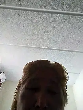 girl amada online show from 01-11-26, 03:41