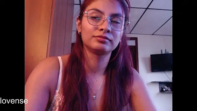 hanna beili online show from 04-30-26, 08:57