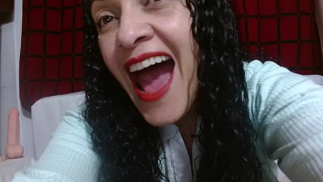 Snapshot of Tita_Madurita chatting on 07-22-26, 07:54 Tita Madurita online show from 07-22-26, 07:54