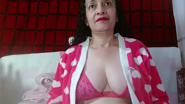 Snapshot of Tita_Madurita chatting on 06-27-26, 08:20 Tita Madurita online show from 06-27-26, 08:20